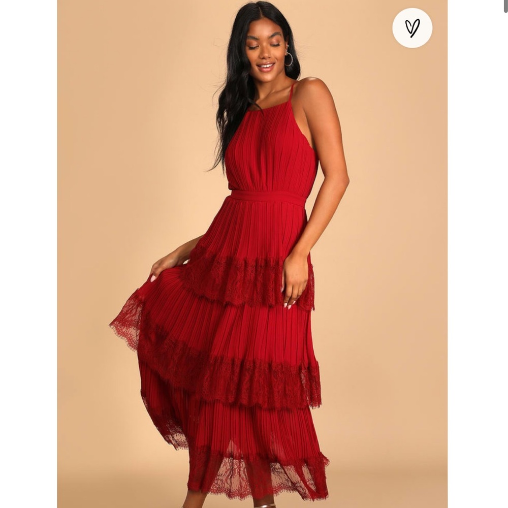 LULU’S TIERED MAXI DRESS